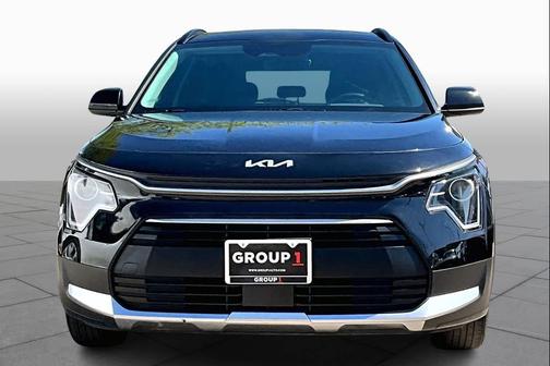 Aurora Black 2024 Kia Niro EX