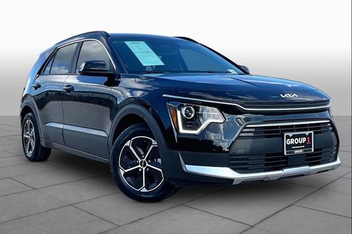 Aurora Black 2024 Kia Niro EX