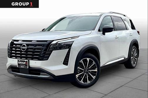 White 2026 Nissan Pathfinder Platinum