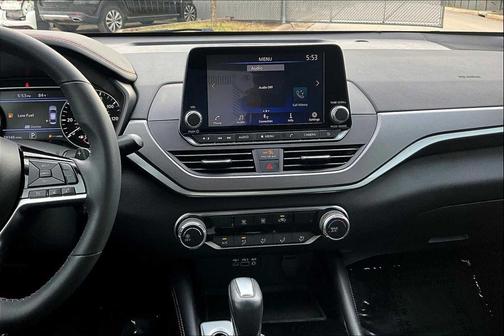 2024 Nissan Altima SR FWD