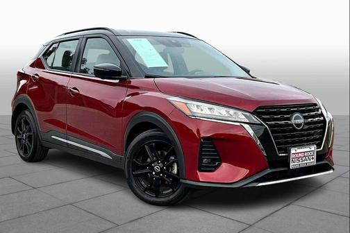 2023 Nissan Kicks SR