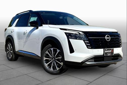White 2026 Nissan Pathfinder Platinum