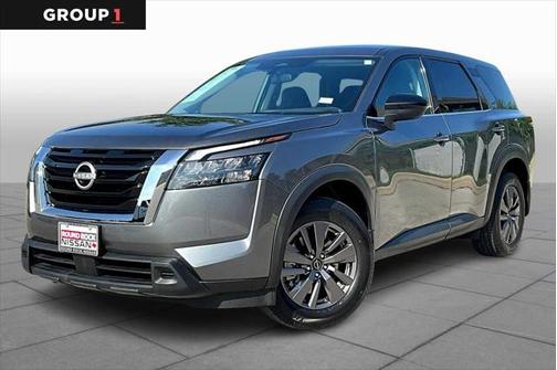 2023 Nissan Pathfinder S FWD