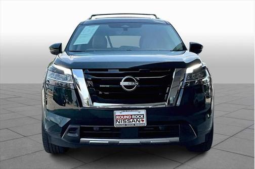 2024 Nissan Pathfinder SL FWD