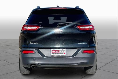 2015 Jeep Cherokee Sport