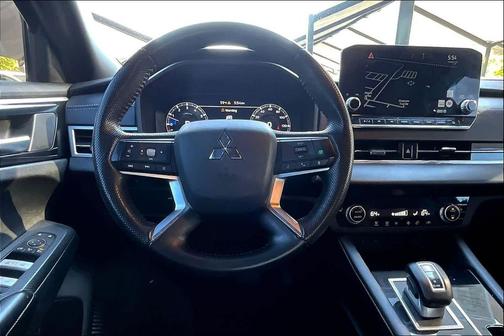 2023 Mitsubishi Outlander SE Black Edition 2WD