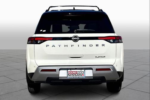 2024 Nissan Pathfinder Platinum FWD