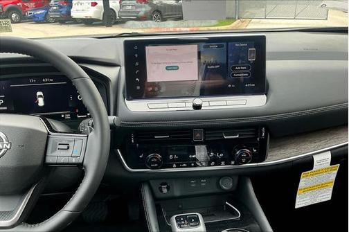 2025 Nissan Rogue Platinum