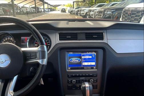 2013 Ford Mustang V6 Premium