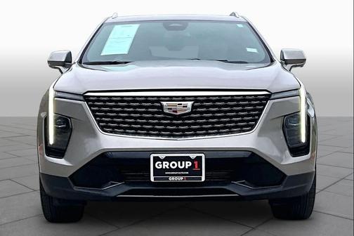 Latte Metallic 2025 Cadillac XT4 Premium Luxury