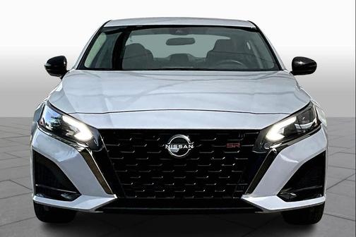 Gray Sky Pearl 2024 Nissan Altima SR FWD