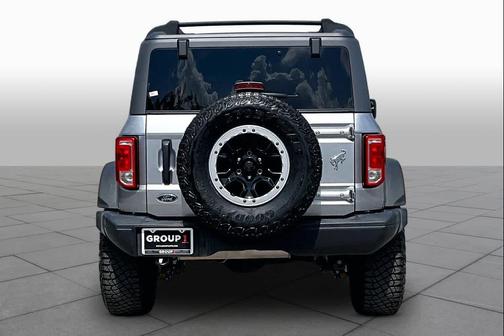 Iconic Silver Metallic 2022 Ford Bronco Black Diamond
