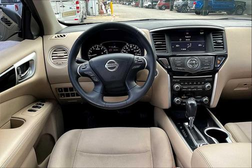 2020 Nissan Pathfinder SV 4WD