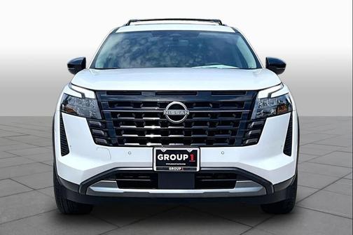 White 2026 Nissan Pathfinder Platinum