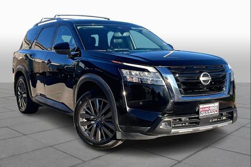 2022 Nissan Pathfinder SL 2WD