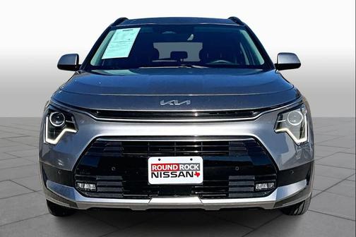 2023 Kia Niro SX