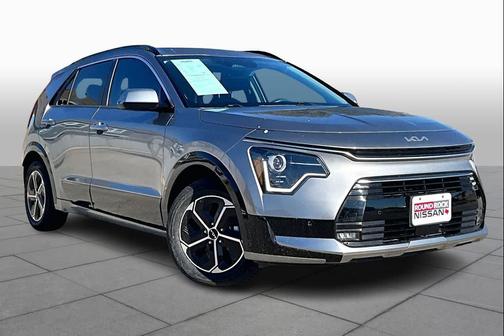 2023 Kia Niro SX