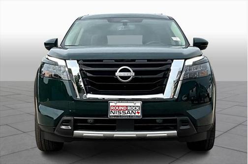 2025 Nissan Pathfinder Platinum 4WD