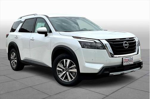 2025 Nissan Pathfinder SL FWD