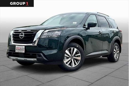 2025 Nissan Pathfinder SL 4WD