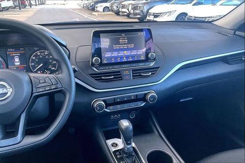 2025 Nissan Altima S FWD