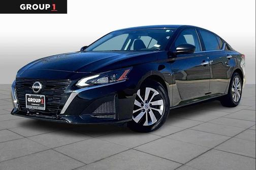 2025 Nissan Altima S FWD