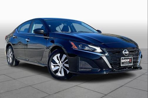 2025 Nissan Altima S FWD