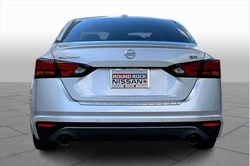 2021 Nissan Altima SR FWD