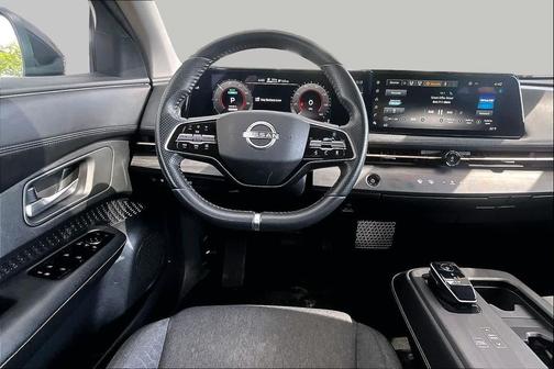 Black Diamond Pearl 2023 Nissan ARIYA VENTURE+