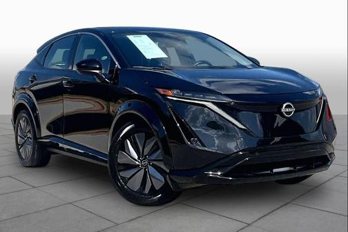 Black Diamond Pearl 2023 Nissan ARIYA VENTURE+