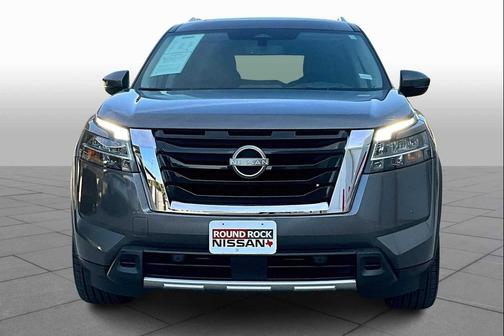 2023 Nissan Pathfinder Platinum 4WD