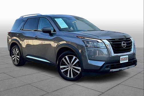 2023 Nissan Pathfinder Platinum 4WD