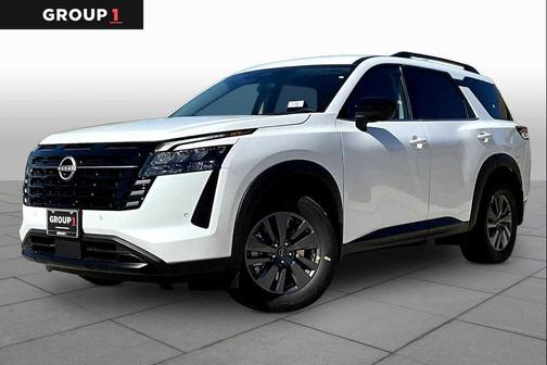 2026 Nissan Pathfinder SV