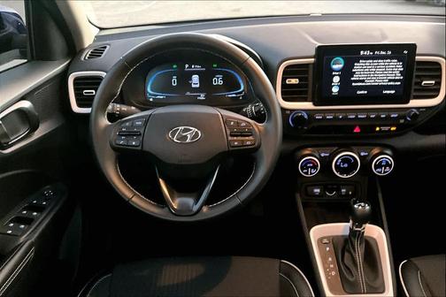 2023 Hyundai VENUE Limited