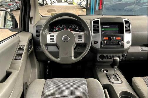 2021 Nissan Frontier SV