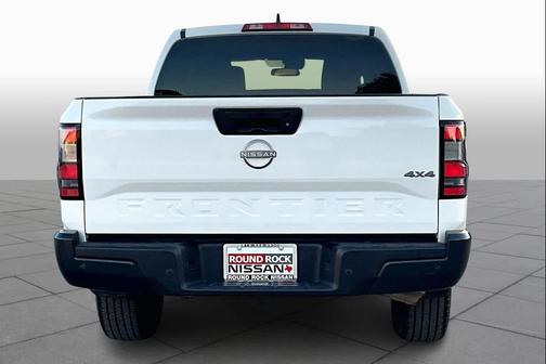 2024 Nissan Frontier S