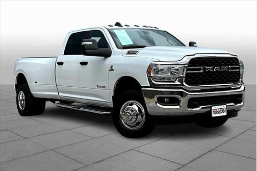 2024 RAM 3500 Big Horn Crew Cab 4x4 8' Box