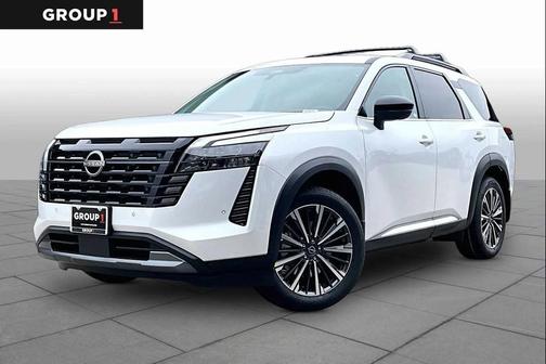 White 2026 Nissan Pathfinder Platinum