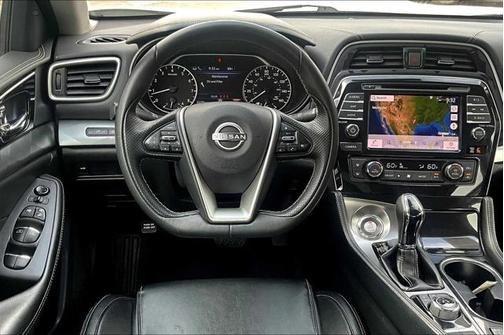 2023 Nissan Maxima SV Xtronic CVT