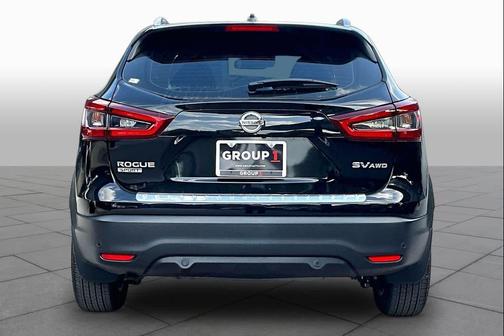 Magnetic Black Pearl 2020 Nissan Rogue Sport SV