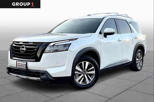 2023 Nissan Pathfinder SL 4WD