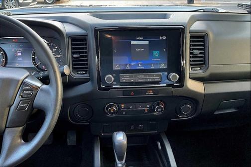 2022 Nissan Frontier S