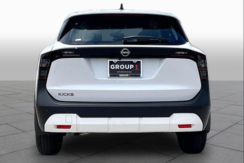 Fresh Powder 2026 Nissan Kicks S