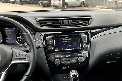 2021 Nissan Rogue Sport SV