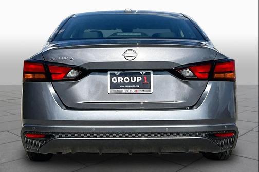 Gun Metallic 2025 Nissan Altima SV FWD
