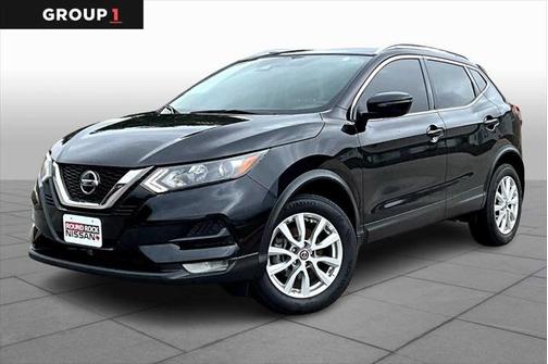 2022 Nissan Rogue Sport SV