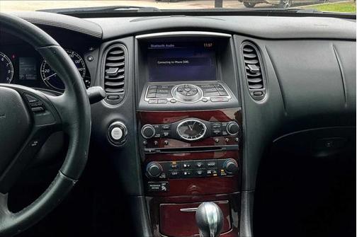 2016 INFINITI QX50 Base