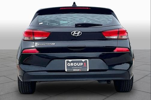 Black Noir Pearl 2018 Hyundai Elantra GT Base