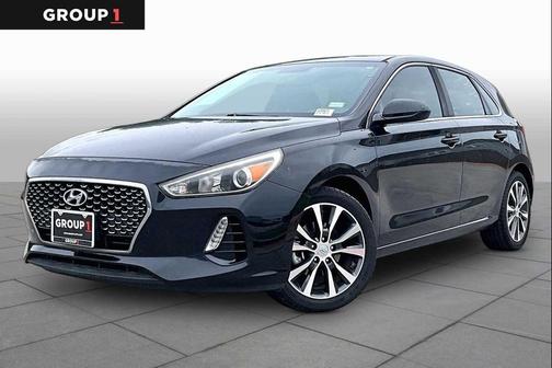 Black Noir Pearl 2018 Hyundai Elantra GT Base