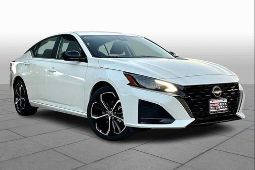 2025 Nissan Altima SR FWD